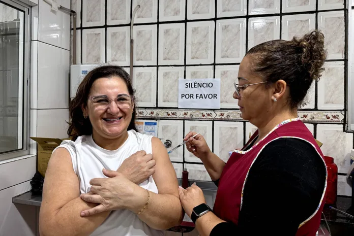 Vacinação contra Influenza é ampliada para toda a população de Mariana