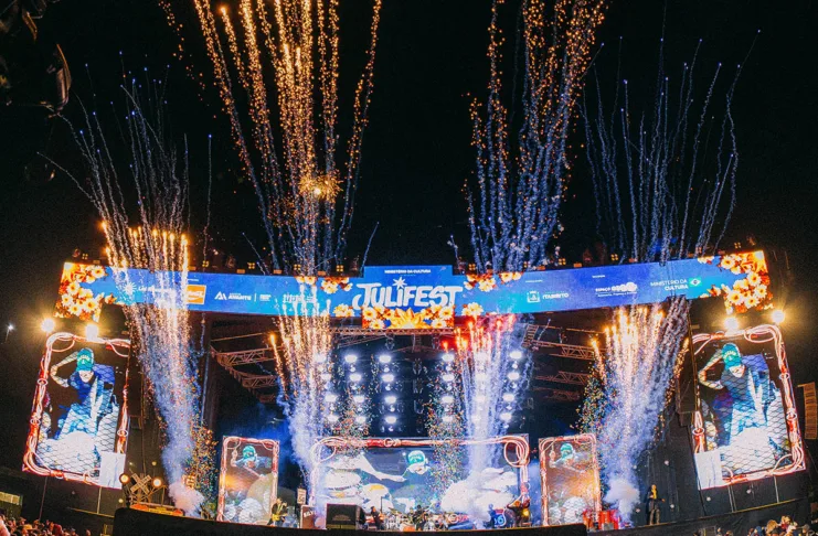 33ª Julifest reúne mais de 65 mil pessoas ao longo de quatro dias de evento 33ª Julifest: maior arraiá de Minas Gerais reúne mais de 65 mil pessoas ao longo de quatro dias de evento
