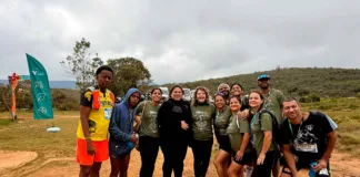 Atletas surdos participam de corrida com intérprete de Libras em Ouro Preto