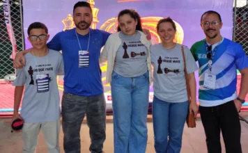 Atletas de Mariana se destacam em competições de xadrez no estado