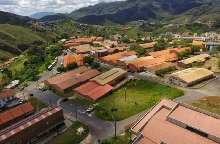 IFMG Ouro Preto seleciona alunos e professores para cursos de Sistemas Fotovoltaicos e de Automação e Controle para Eficiência Energética IFMG Ouro Preto seleciona alunos e professores para cursos de Sistemas Fotovoltaicos e de Automação e Controle para Eficiência Energética