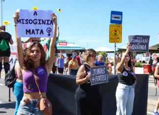 Mulheres vão às ruas pela votação do PL da Misoginia