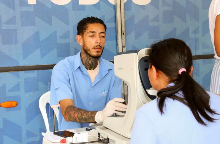 Santa Bárbara realiza mutirão de consultas oftalmológicas gratuitas Santa Bárbara realiza mutirão de consultas oftalmológicas gratuitas