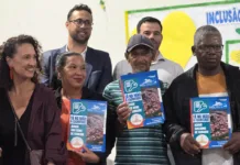 Prefeitura de Mariana entrega títulos de propriedade a 152 famílias do Alto Rosário
