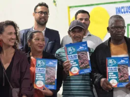 Prefeitura de Mariana entrega títulos de propriedade a 152 famílias do Alto Rosário Prefeitura de Mariana entrega títulos de propriedade a 152 famílias do Alto Rosário