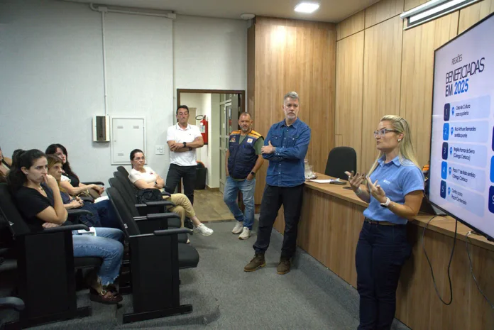 Prefeitura de Itabirito apresenta plano para o período chuvoso a comerciantes